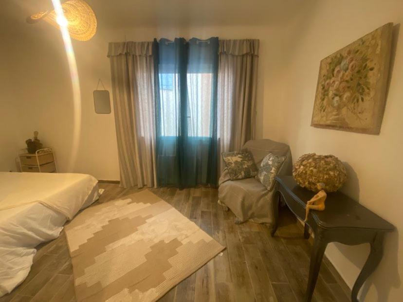 Maison Plein Sud Sur Les Toits Au 2 Terrasses มงตาญัค ภายนอก รูปภาพ